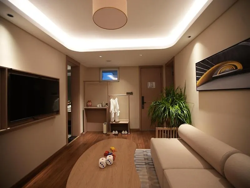 Feronia Hotel Taihang Xiyagou Tourist Area Nanhekou 3*,  China